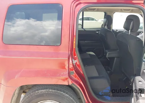 2014 Jeep Patriot Sport z USA, uszkodzony, nr VIN 1C4NJPBA0ED812187